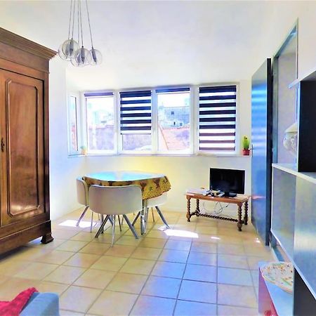 La Terrasse Ensoleillee Arles Camargue Διαμέρισμα Εξωτερικό φωτογραφία